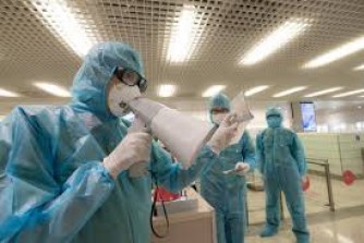 新型コロナ、ロシアからの帰国者1人が感染　計373人に